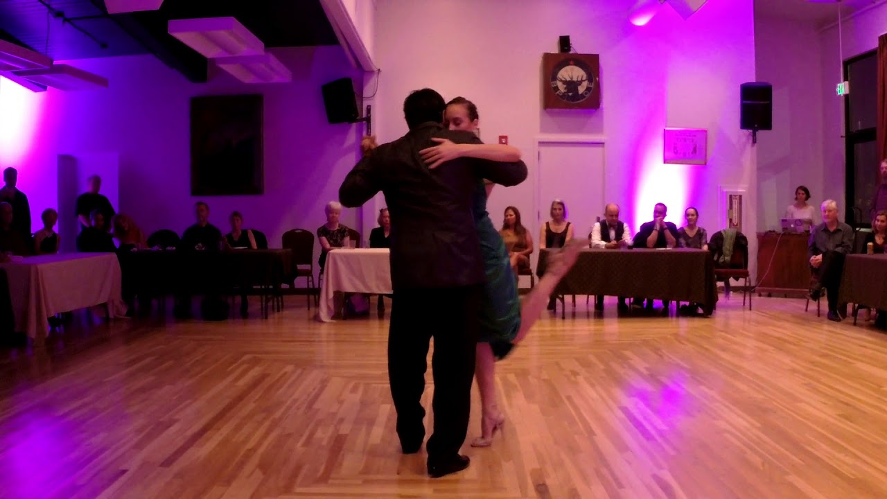 Mario Consiglieri & Rebecca O'laoire romantic tango dancing to Troilo
