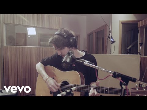 Lucas & The Woods - 20/20 (Acoustic) (Official Video)