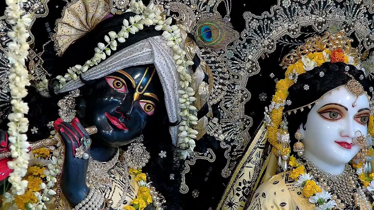New Mayapur SB class by Nrisimha Kavaca prabhu and initiations