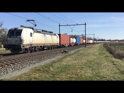 193 512 Vectron loco LTE with Container Train! Trainspotting at famous Dutch Railroad curve/Bend👍👍👍🚂
