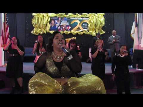 Coro Jehova Shalom - Adorare (Medley)