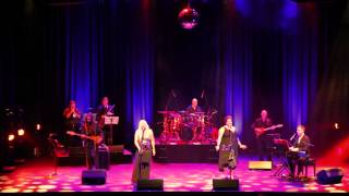 Hayley Jensen &amp; Casey Donovan - I ll never fall in love again - Back to Bacharach Tour