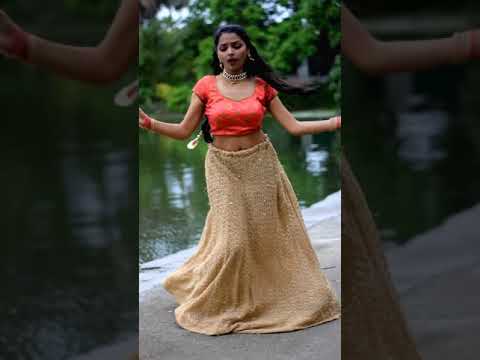 Andrea Lakri https://youtu.be/_7CRa9Uxd0s