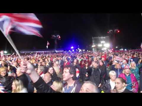 Land Of Hope And Glory - BBC Proms In The Park 2017 Closing - Royal Albert Hall Live Link Up