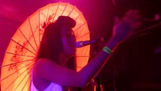 VV Brown - I Love You (The Troubadour, Los Angeles CA 5/12/10)