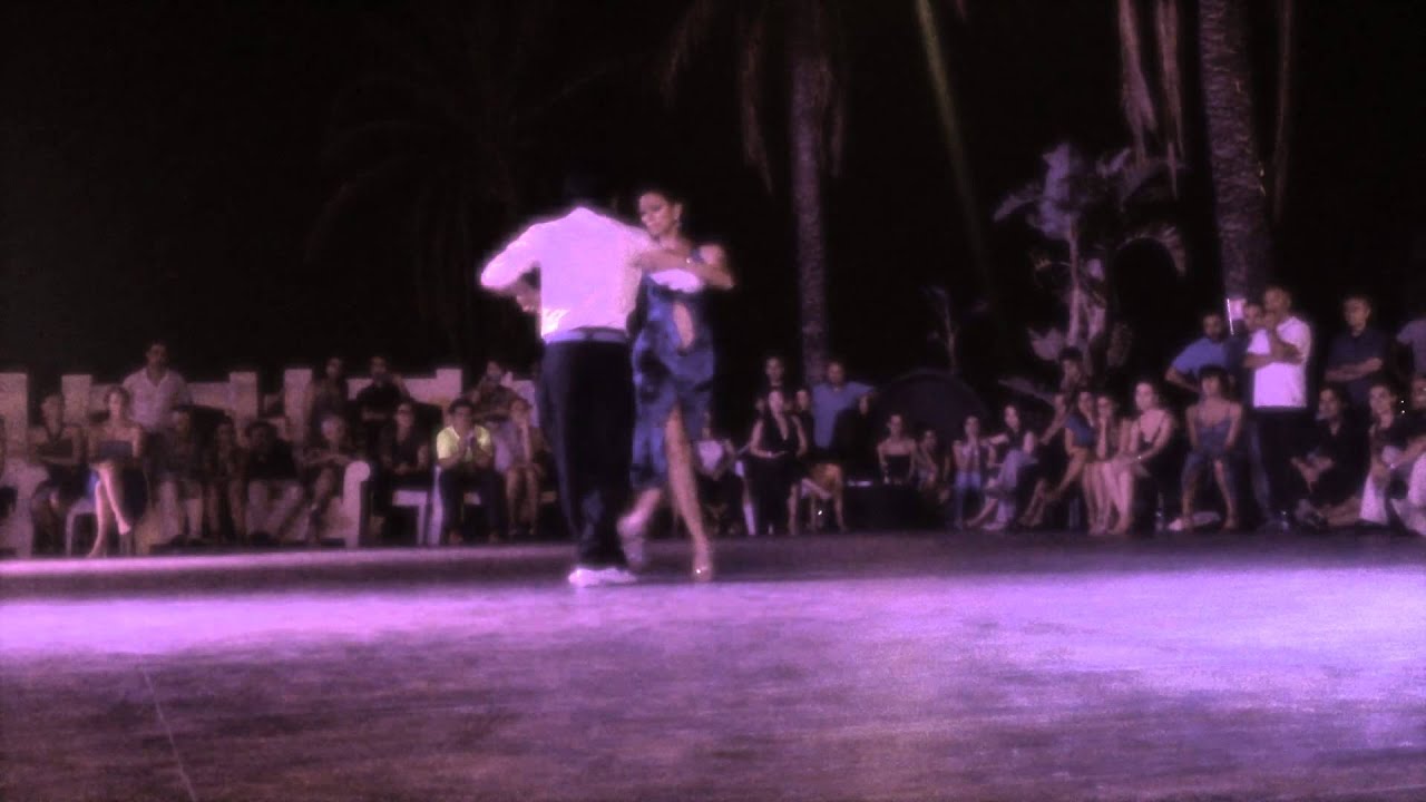 Gaston Torelli e Moira Castellano - El Puntazo