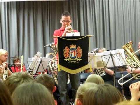 Daniel Rollston playing 'The Lazy Trumpeter'