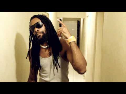 JUNIOR KELLY & PRESTIGE - MOE'S ALLEY - June 9, 2012.wmv