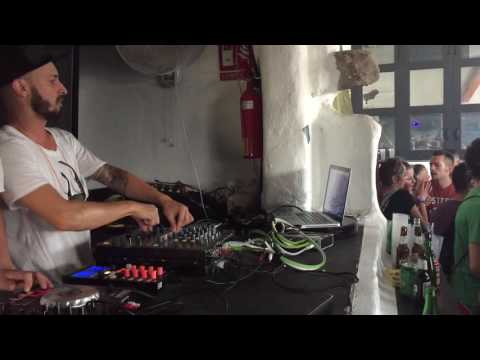 Salvi Fernández b2b Emilio Muñoz - Chamán Complejo sobre el mar. "San Juan 2016) 10:00 AM