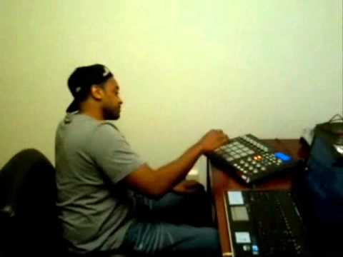 Producer TurkTurk Making A Beat On The Spot