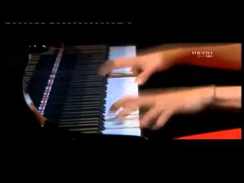 Prokofiev - Sonata op 82 no 6 (Yuja Wang)