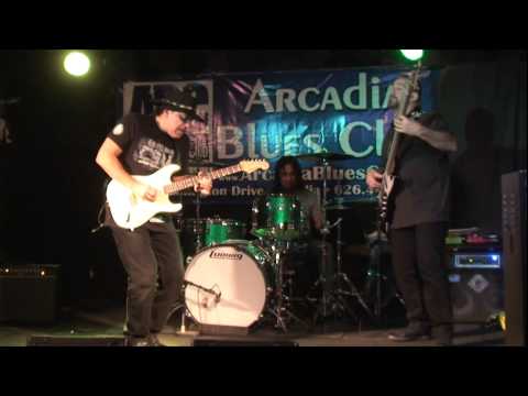 Black Cat Bone (Hop Wilson) - Mark Sells Band - LIVE @ The Arcadia Blues Club - musicUcansee.com