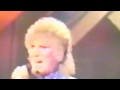 Dusty Springfield  - Save Me, Save Me 1979 Live on the Shirley Bassey Show.