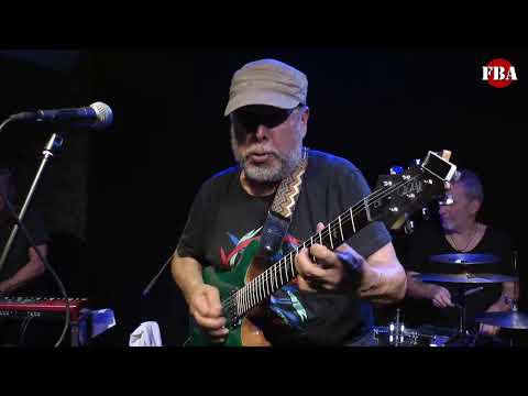 2024 09 29 Tino Gonzales Big Blues Man