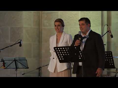 Pomozimo zajedno - Humanitarni koncert duhovne glazbe - Široki Brijeg 2015.