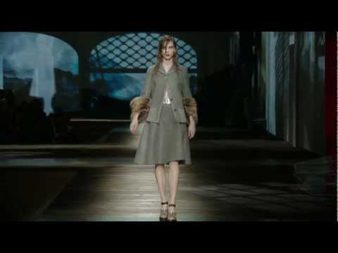 Prada Fall/Winter 2013 Womenswear Show #05