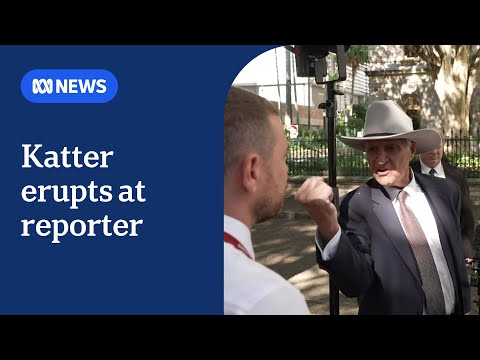 Bob Katter erupts at Queensland journalist after question about Lebanese heritage | ABC News