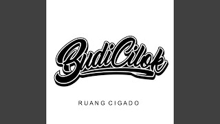 Download lagu Bukan Butiran Debu mp3