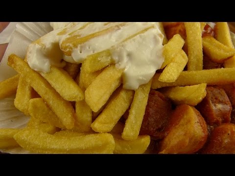 Checkpoint Curry 207 - Berliner Currywurst & Fries