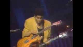 STANLEY JORDAN   Stairway to Heaven   (Montreal  1990)