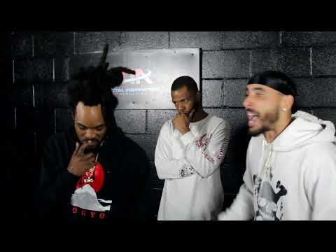 Hoodie Cruger vs Jagga