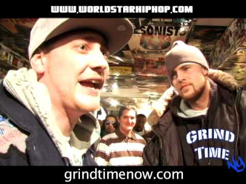 Scott Free vs Mic Fiend