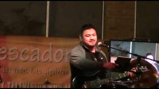 VOCES EN EL DESIERTO    ADRIAN ESPARZA