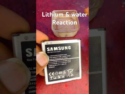 Samsung mobile battery lithium & water reaction #viralvideo #shorts #viral #tranding #electronics