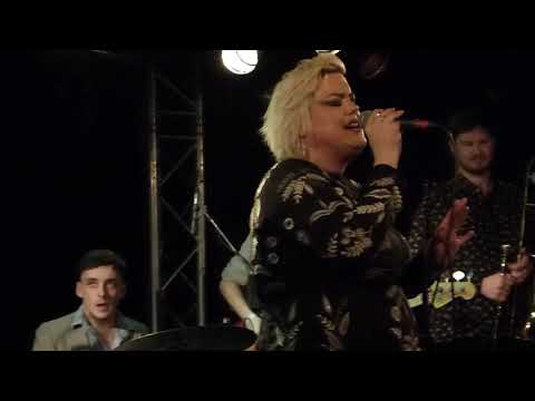 Hannah Williams and the Affirmations "Tablecloth" :Paris , New Morning 26/11/2019