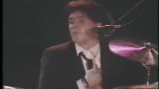 Walking on Sunshine - Katrina And The Waves 1983