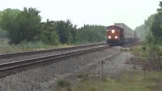 preview picture of video 'Fast BNSF Intermodal/Stack near US 50/RD 170 Plymouth, Kansas'