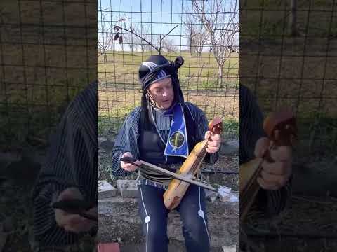 Τσαχουρίδης - Διπάτ - Matthaios Tsahouridis with traditional Pontic costume performing Pontic Dipat