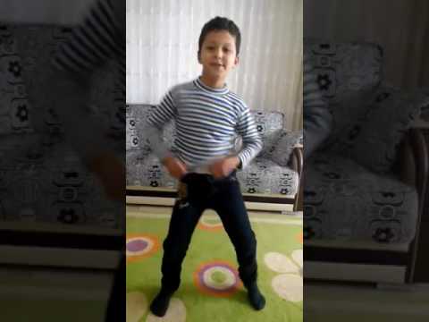 Çilli Bom mithat😎