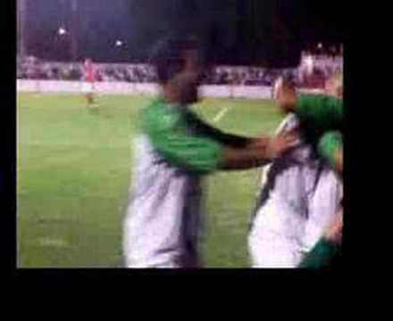 Hinchas de Excursionistas en Bolivar