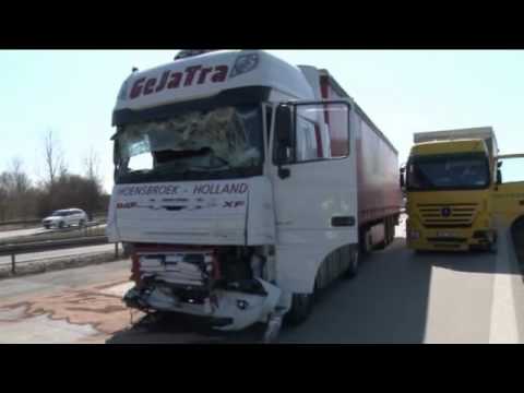 Unfallchaos auf der A92