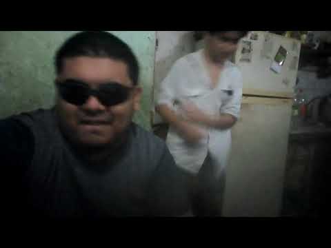 Alexis bunny ft Brian myers que le den cumbia a la gente nuevo videoclip