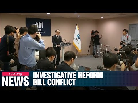 Chief prosecutor Moon Moo-il says investigative power reform bill "against democratic principles"
