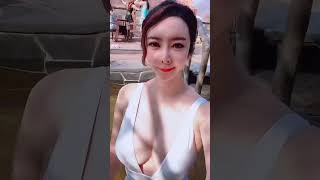 đi tắm nó phải chất như vậy đó ạ