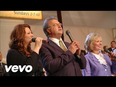 Bill & Gloria Gaither - Down to the River to Pray [Live]