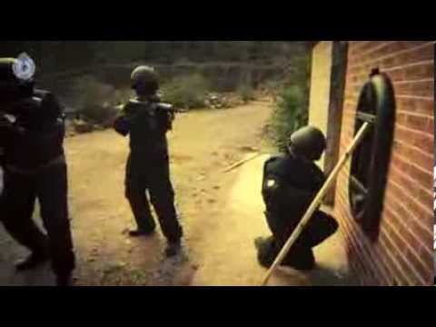 Gatecrasher against a double skinned wall