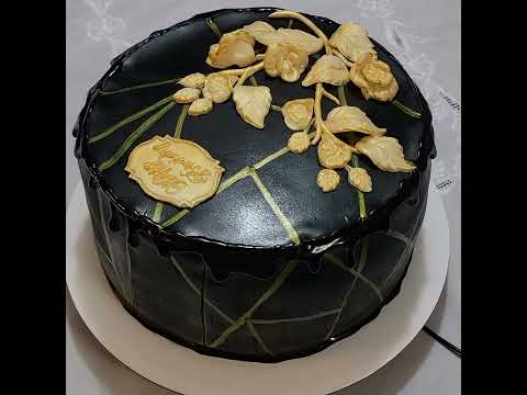 Fekete torta ,arany diszitessel (video hamarosan)#cake #cakedecorating #torta