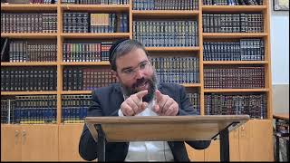 הרב חיים סרוסי - פרשת לך לך - תשתחרר מהרגלים (הרב חיים סרוסי) - התמונה מוצגת ישירות מתוך אתר האינטרנט יוטיוב. זכויות היוצרים בתמונה שייכות ליוצרה. קישור קרדיט למקור התוכן נמצא בתוך דף הסרטון