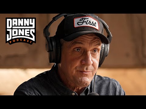 Neurosurgeon Describes Live Alien He Examined In Brazil | James Fox