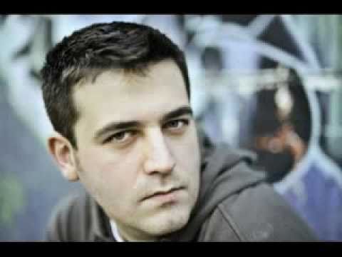 Alex.Cabron.Don Baxter.Sisu.Mark.Puya.Eli.George Hora - Undeva-n Balkani (Maraton Remix).flv