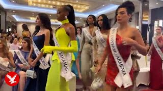 Download lagu Miss Universe contestants walk out after Miss Mexico ‘humiliated’ by pageant director mp3 Download lagu Miss Universe contestants walk out after Miss Mexico ‘humiliated’ by pageant director mp3