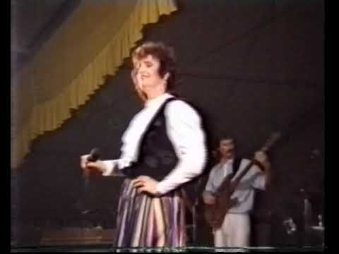 Uschi Bauer - Auftritt beim Jubiläum  75 Jahre Turnerbund Holzheim 1988 - Hand aufs Herz u.a
