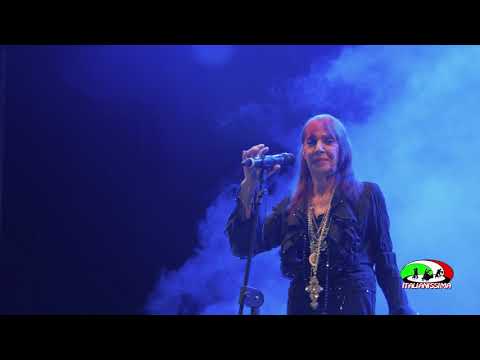 VIOLA VALENTINO SOLA #veryitaliantv #italianissimatv