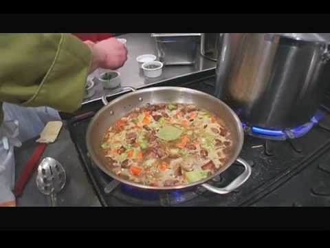 How to Make Corned Beef & Cabbage