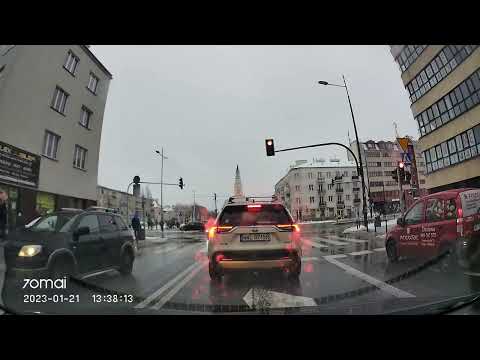 Skrzyżowanie Zamieniecka z Grochowską skręt w lewo