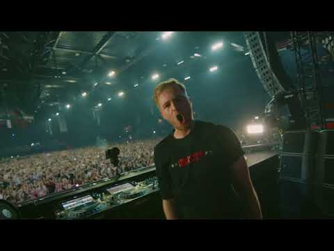 DOMINATE @ SUPREMACY (REVERSED REALITY LIVE)